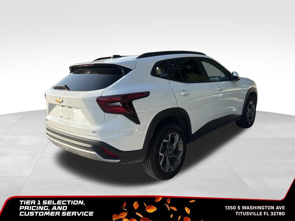 Used 2025 Chevrolet Trax LT w/ LT Convenience Package FWD image 5