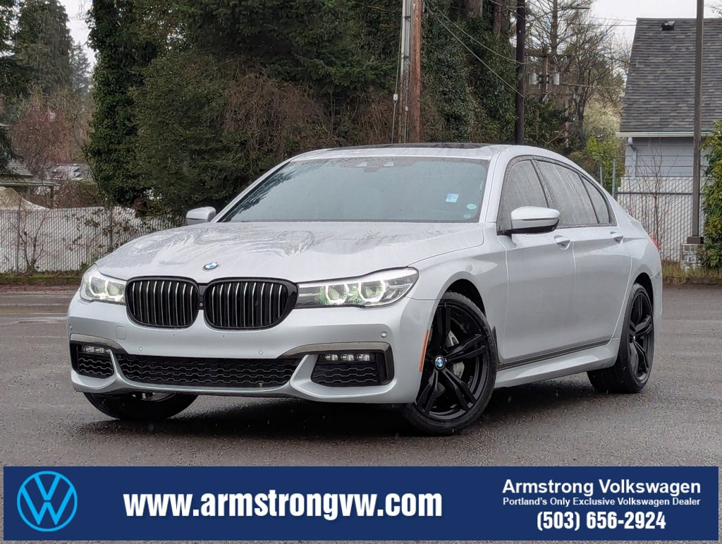 Used 2019 BMW 740i w/ Executive Package image 1
