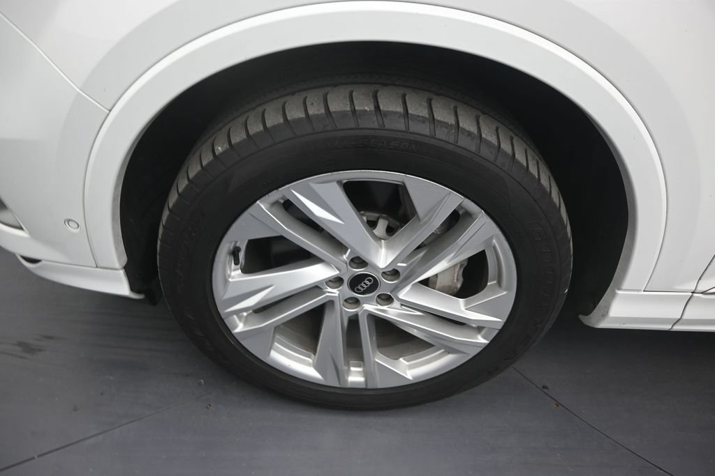 Used 2021 Audi Q7 3.0T Premium Plus AWD/4WD image 9