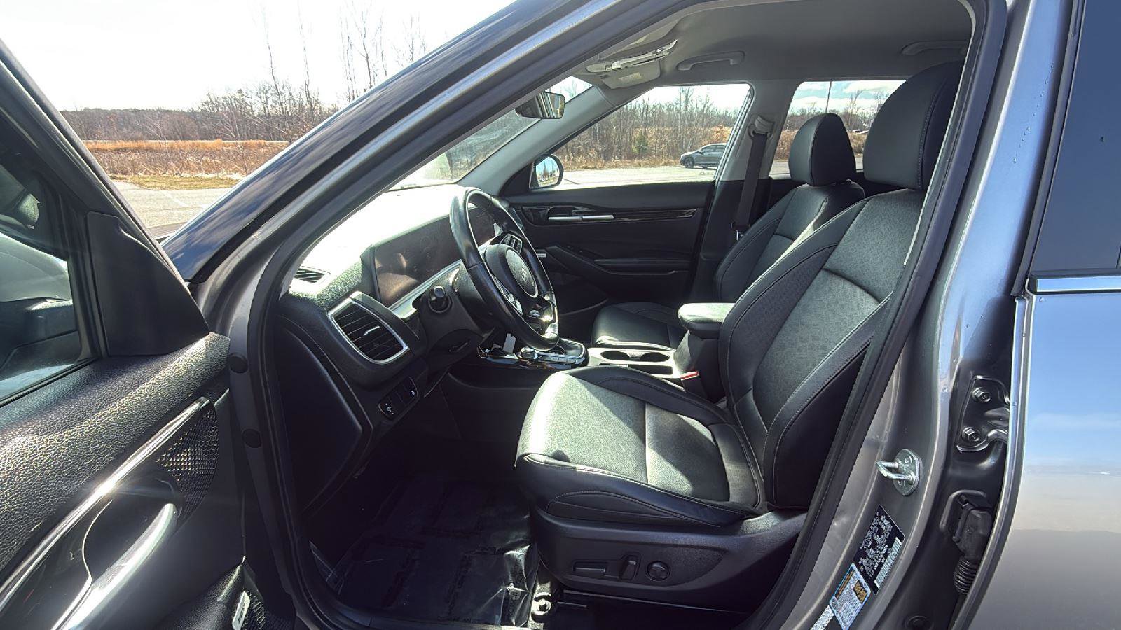 Used 2024 Kia Seltos SX image 25