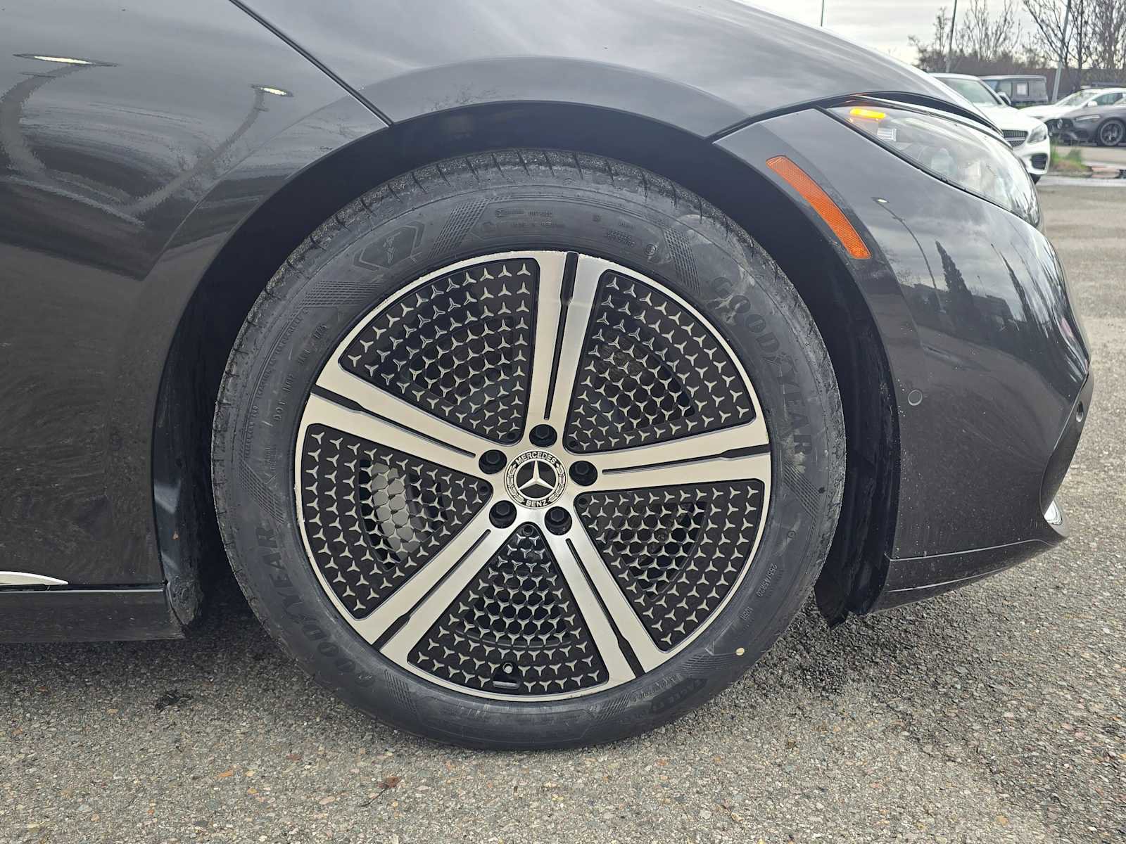 Used 2022 Mercedes-Benz EQS 450+ Sedan image 9