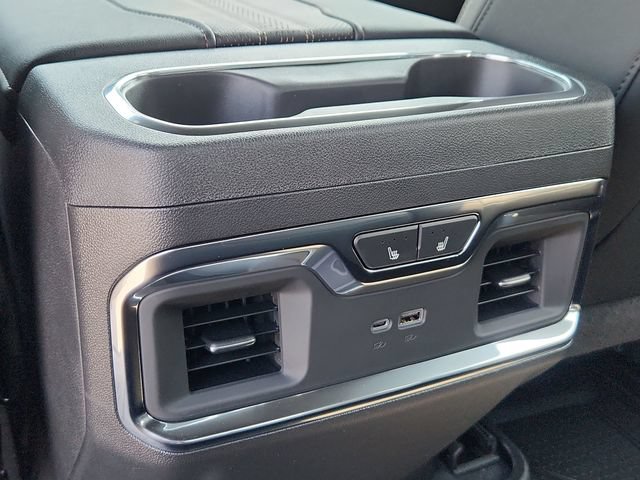 New 2026 Chevrolet Silverado 1500 High Country w/ High Country Premium Package AWD/4WD image 17