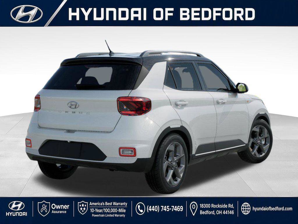 New 2026 Hyundai Venue SEL FWD image 4