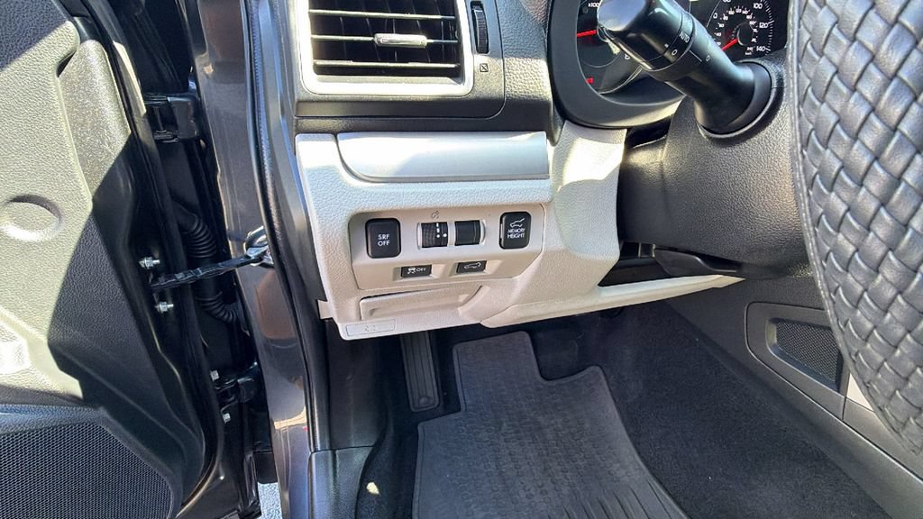 Used 2016 Subaru Forester 2.5i Touring w/ Eyesight & Navigation System AWD/4WD image 30