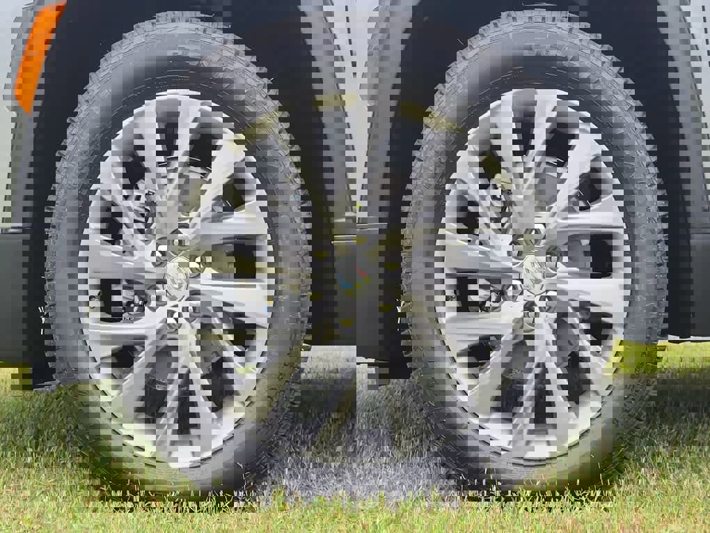 New 2026 Buick Enclave Preferred w/ Power Package image 8