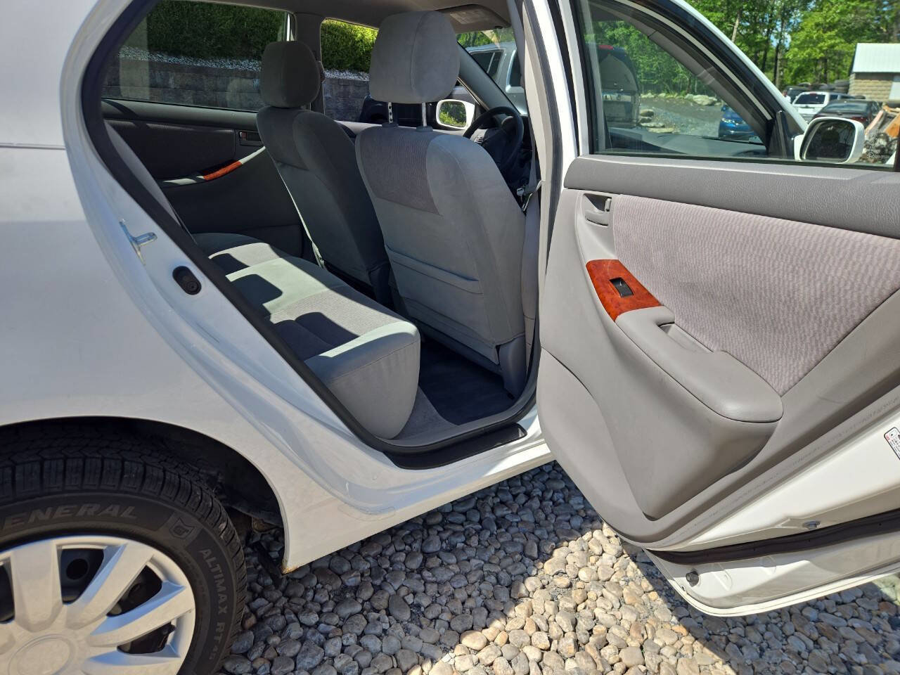 Used 2007 Toyota Corolla LE FWD image 21