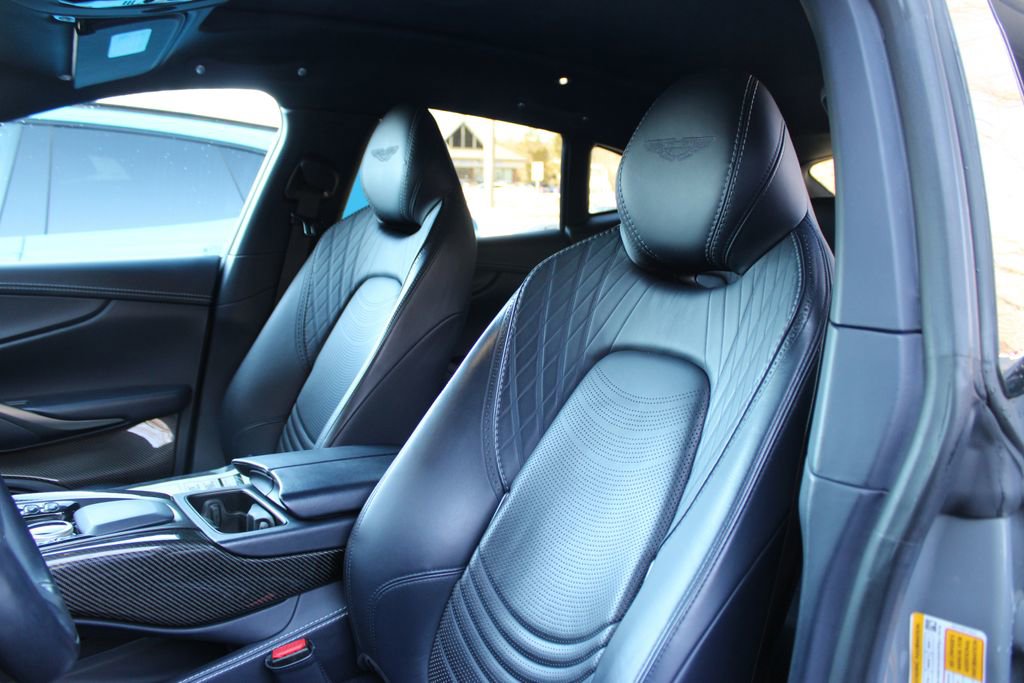 Used 2022 Aston Martin DBX image 9