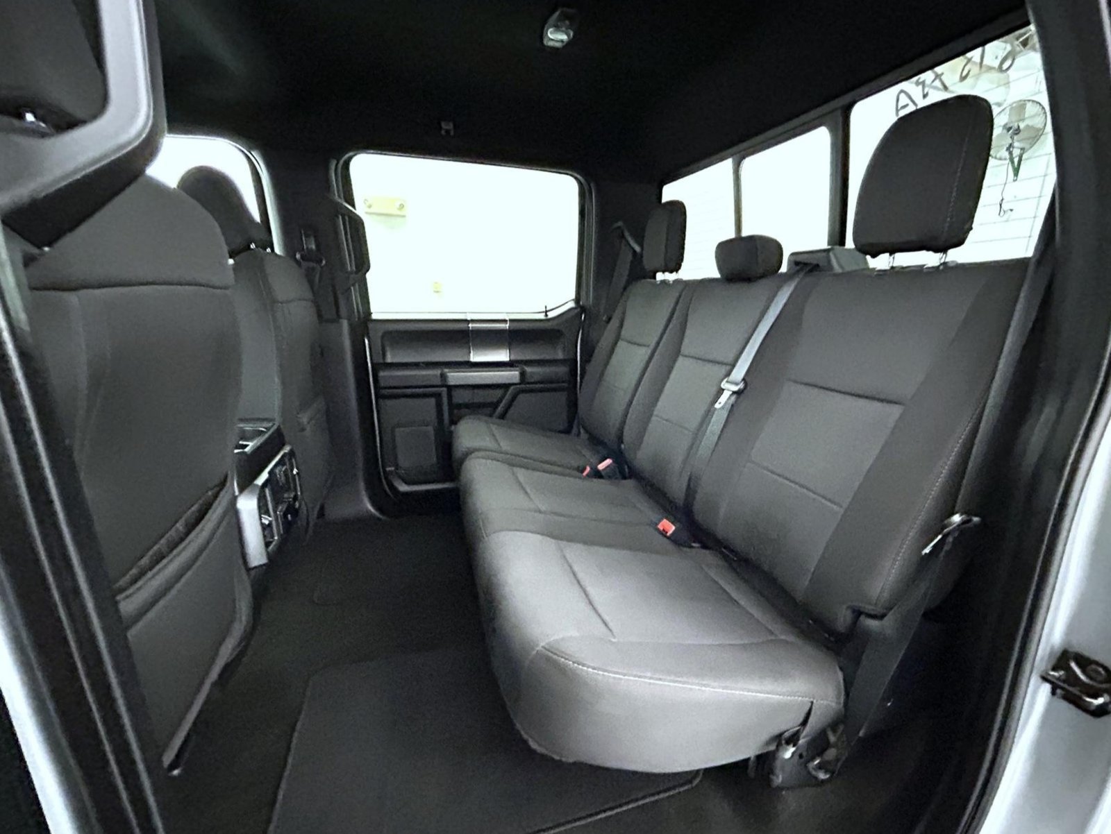 Used 2020 Ford F150 XLT w/ Equipment Group 302A Luxury AWD/4WD image 19