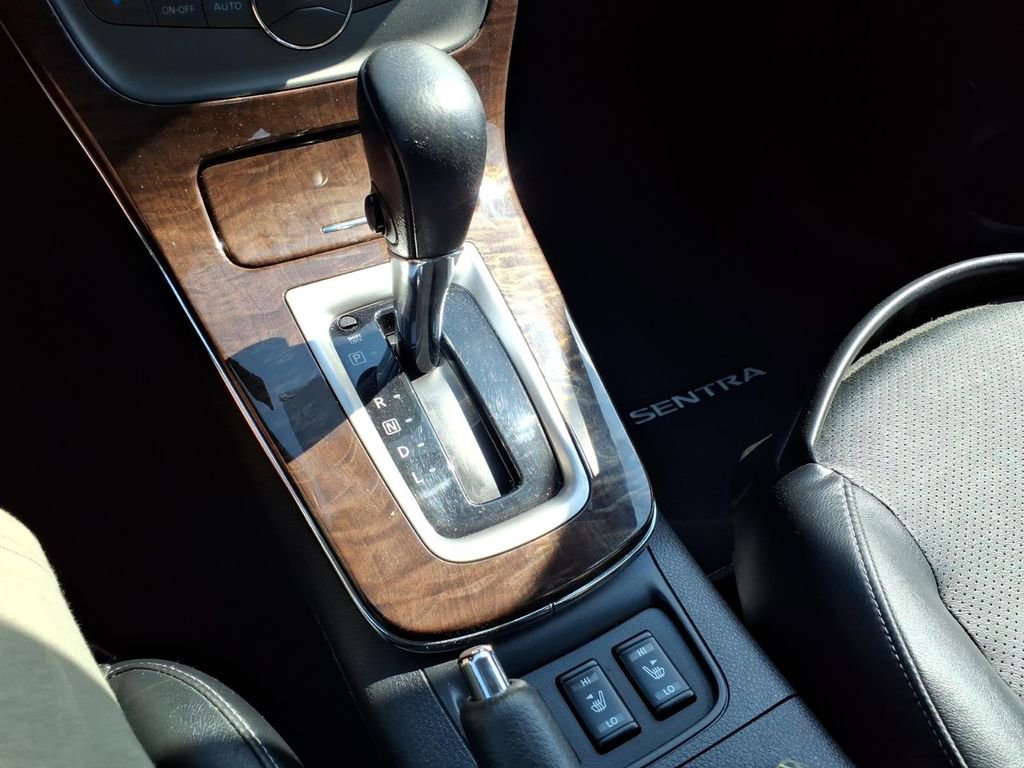Used 2014 Nissan Sentra SL w/ Premium Package FWD image 9