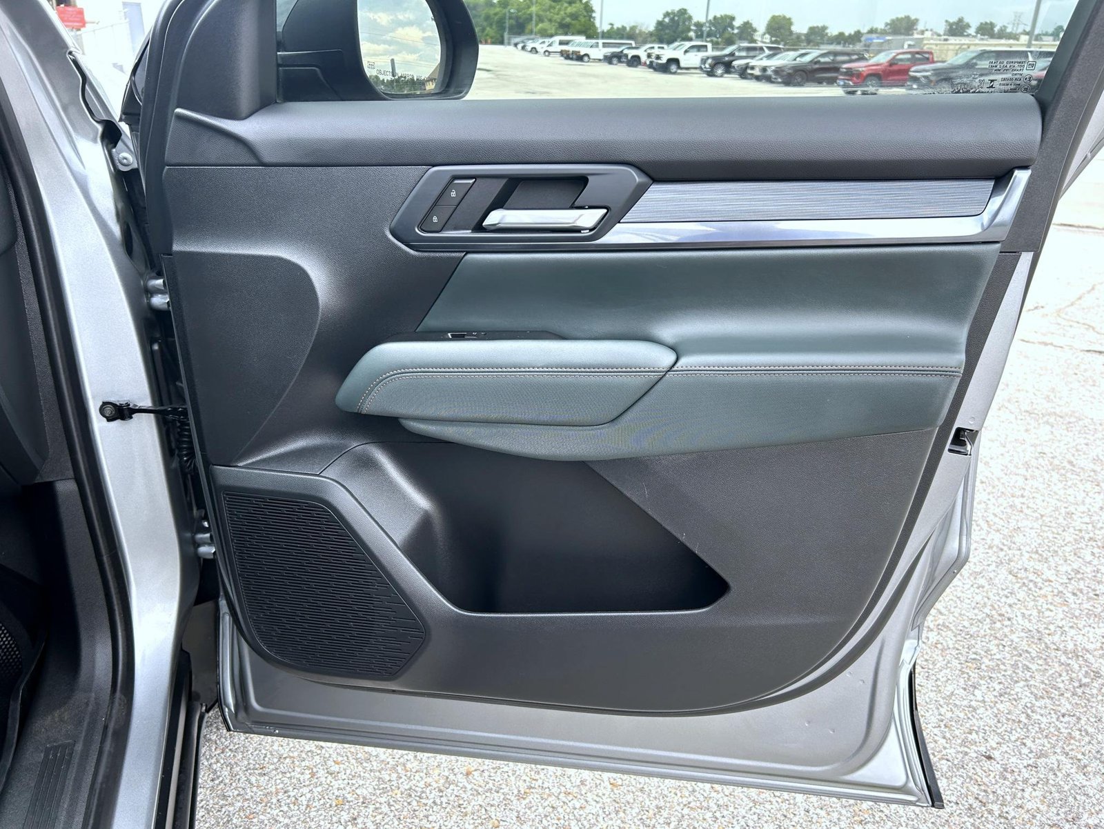 Certified 2026 GMC Terrain AT4 w/ Convenience Package III AWD/4WD image 16