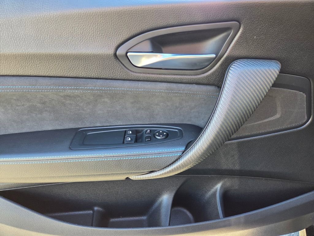 Used 2017 BMW M2 RWD image 22