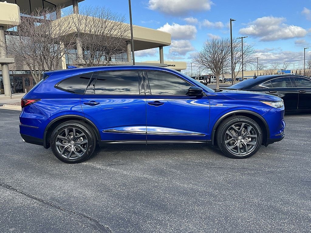 Used 2022 Acura MDX A-Spec image 2