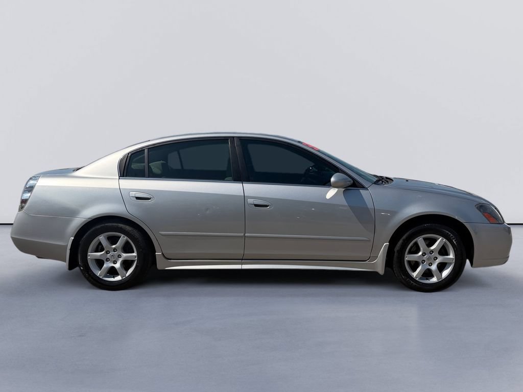 Used 2005 Nissan Altima 2.5 S w/ (F01) Convenience Pkg FWD video 2