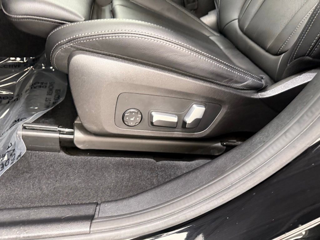 Used 2023 BMW X3 xDrive30i AWD/4WD image 16