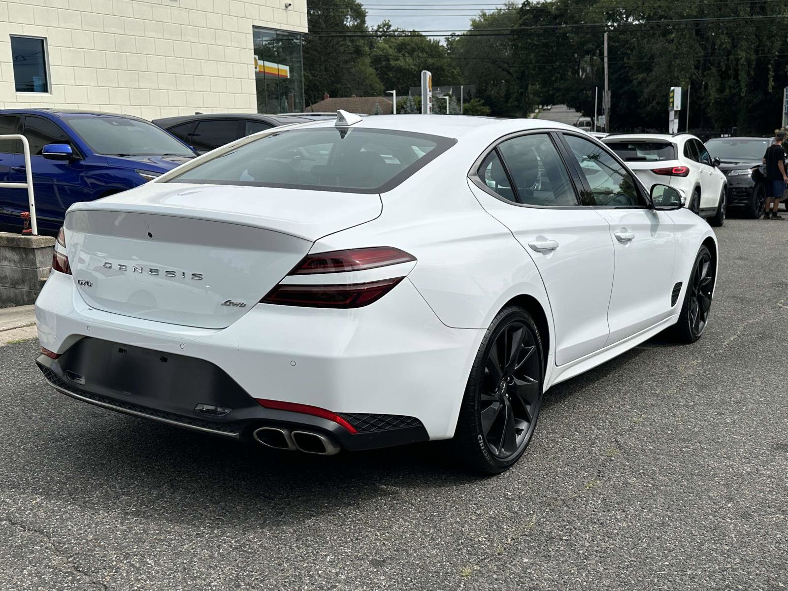 Used 2023 Genesis G70 2.0T w/ Sport Prestige Package image 3