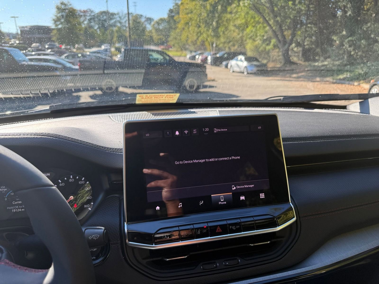 Used 2025 Jeep Compass Trailhawk image 18