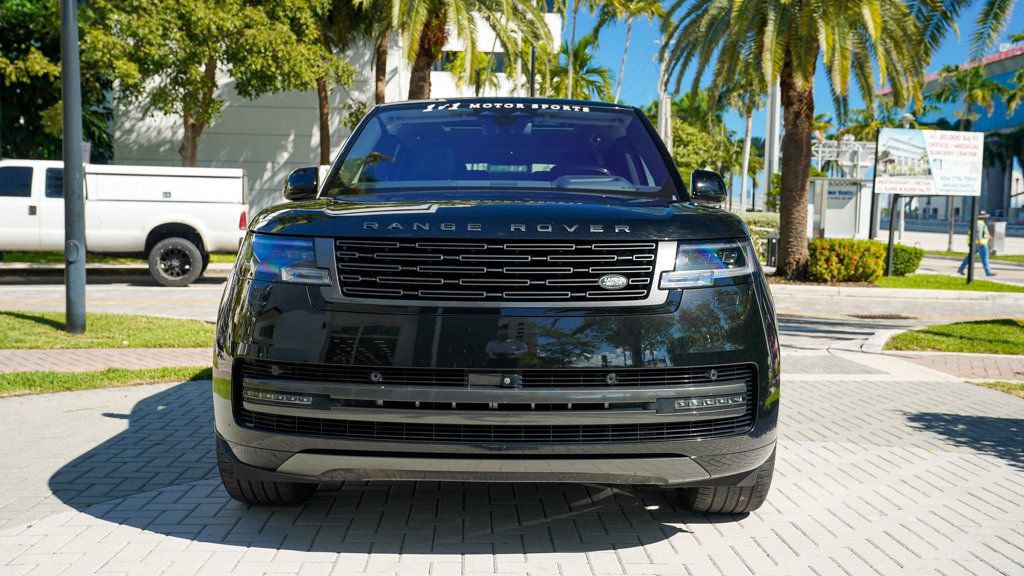Used 2023 Land Rover Range Rover Long Wheelbase Autobiography AWD/4WD image 2