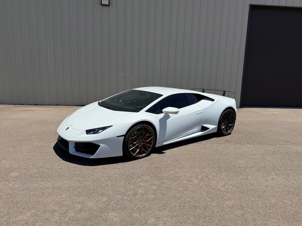 Used 2019 Lamborghini Huracan LP 580-2 RWD image 8