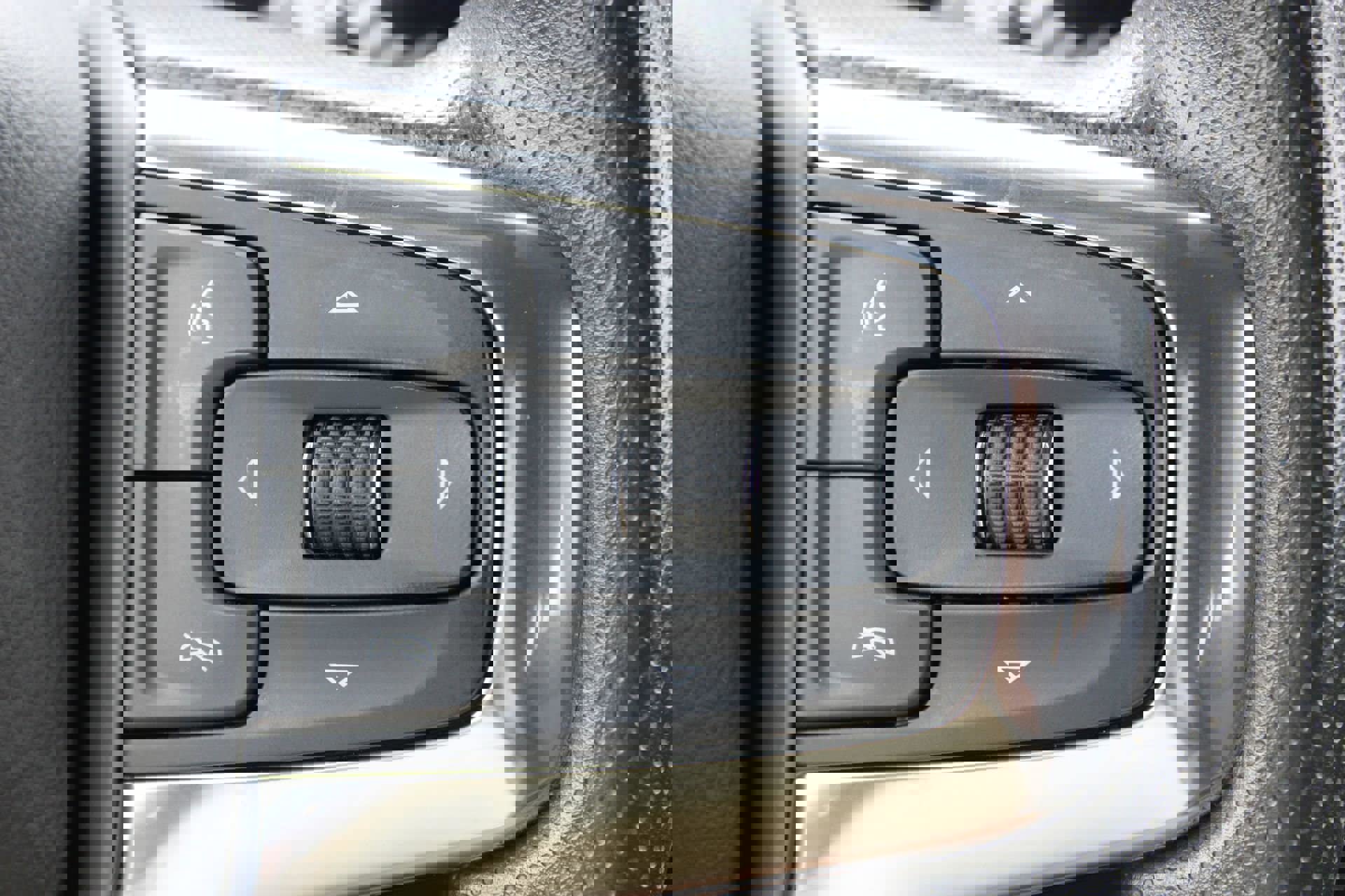 Used 2023 Chevrolet Blazer LT w/ Midnight/Sport Edition image 30