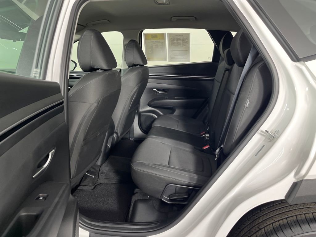 Used 2024 Hyundai Tucson SE image 13