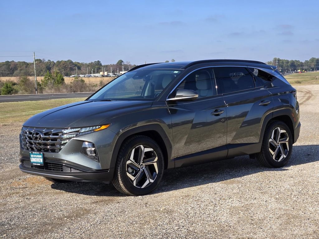 Used 2022 Hyundai Tucson Limited w/ Cargo Package FWD image 3