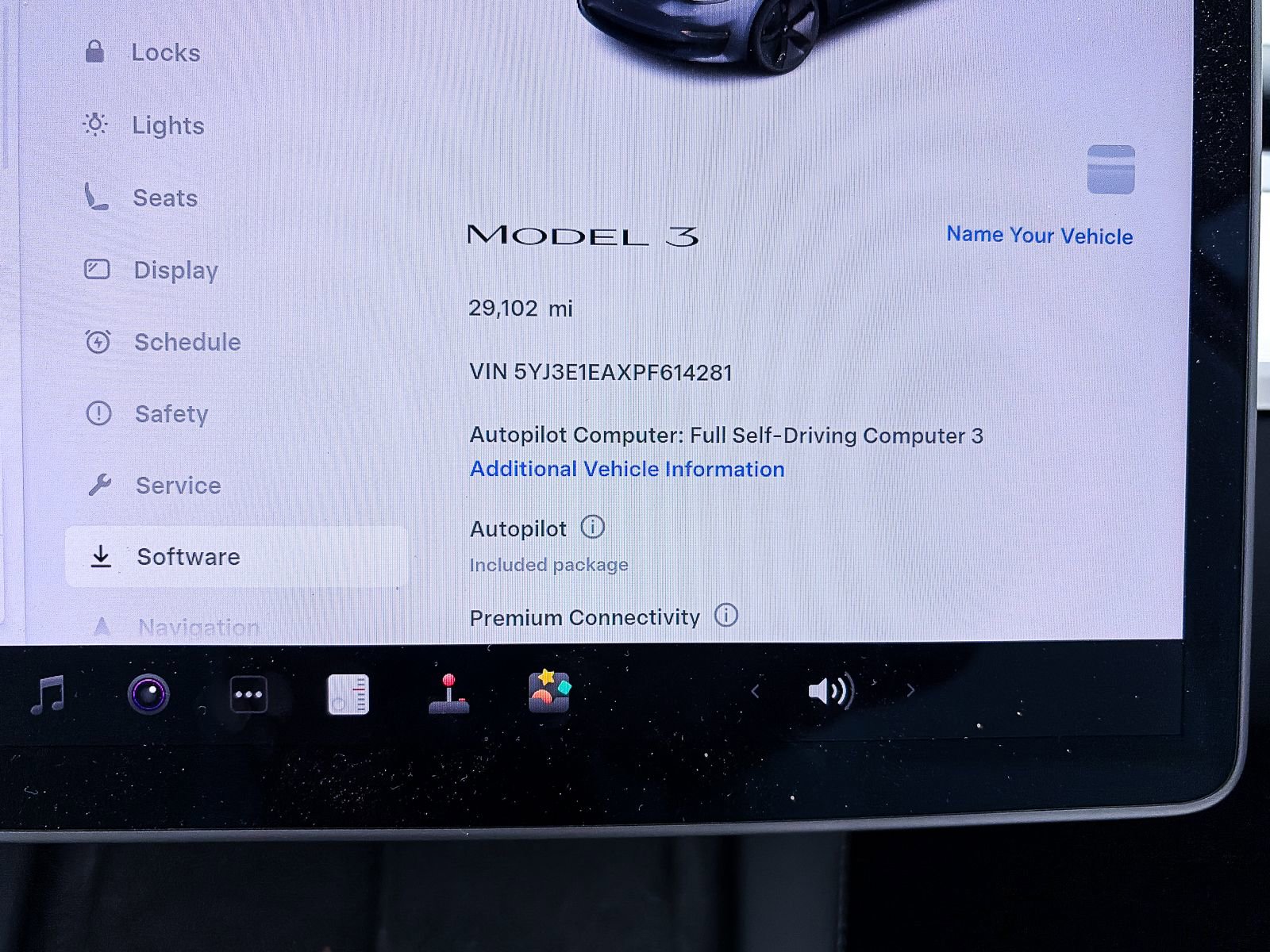 Used 2023 Tesla Model 3 Standard Range image 23