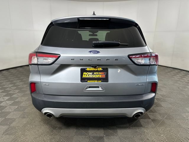 Used 2021 Ford Escape SE image 4