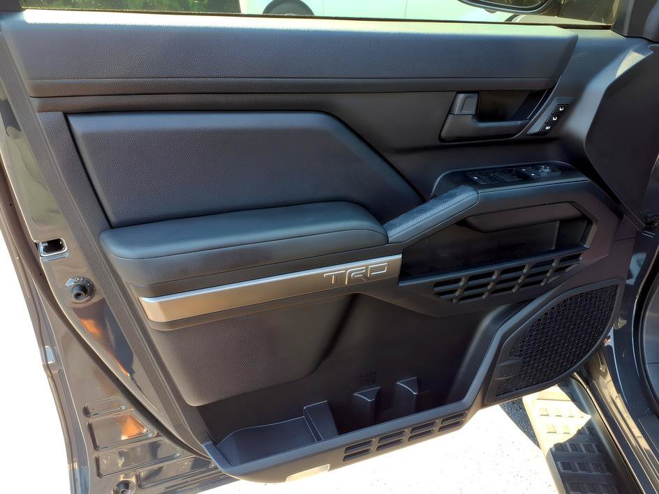 Certified 2026 Toyota 4Runner TRD Off-Road Premium AWD/4WD image 17