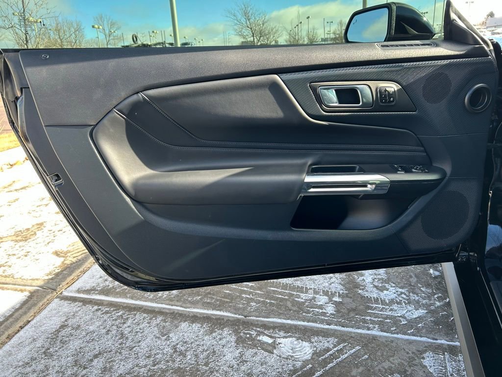 Used 2024 Ford Mustang GT Premium image 23