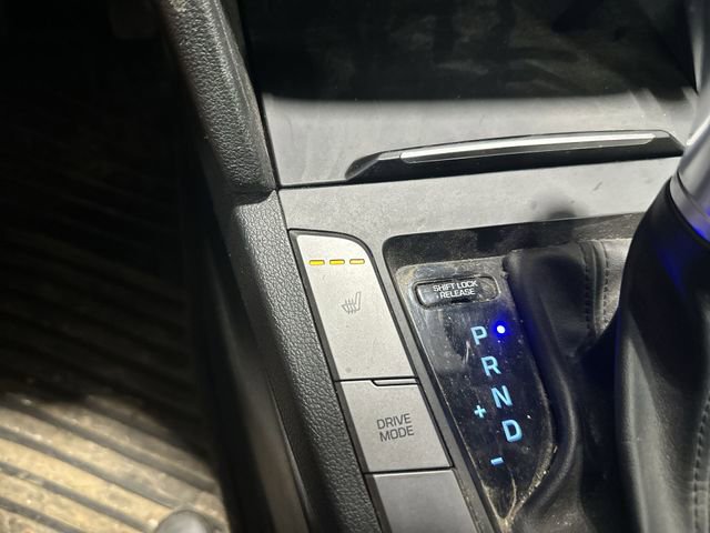 Used 2018 Hyundai Elantra Value Edition FWD image 30