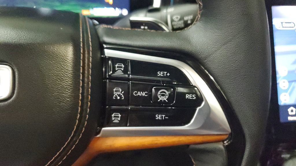 Used 2022 Jeep Grand Cherokee Summit image 34