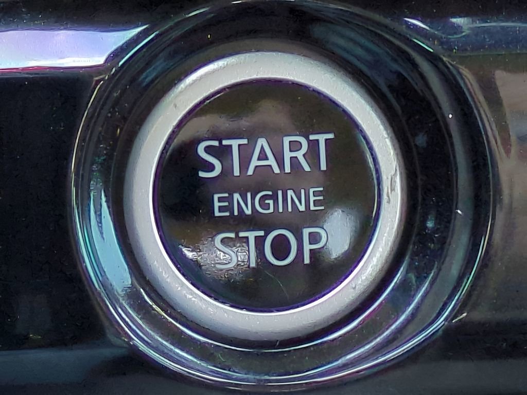 Certified 2022 Nissan Pathfinder Platinum w/ Cargo Package image 31