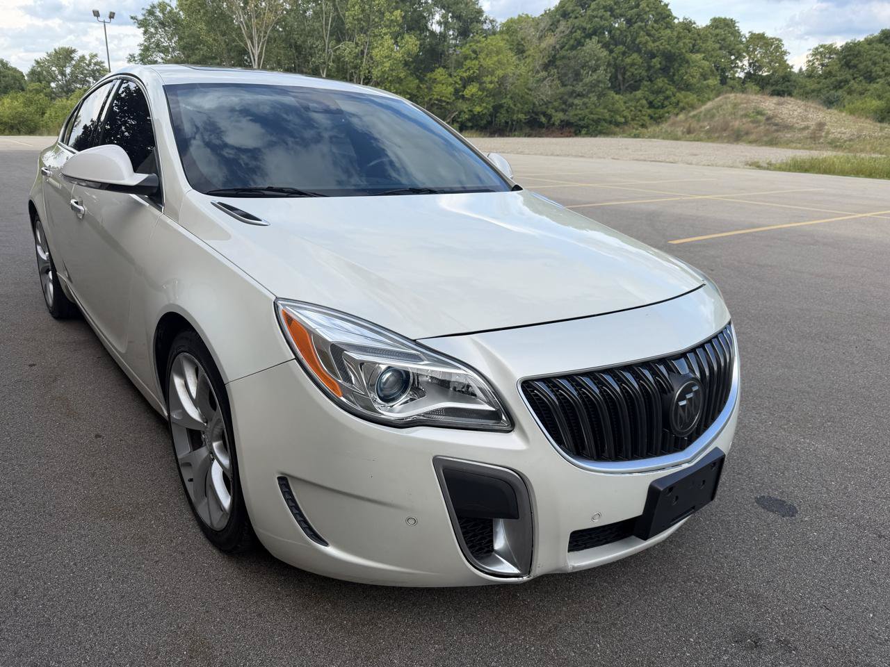 Used 2014 Buick Regal GS w/ Driver Confidence Package #2 AWD/4WD image 3