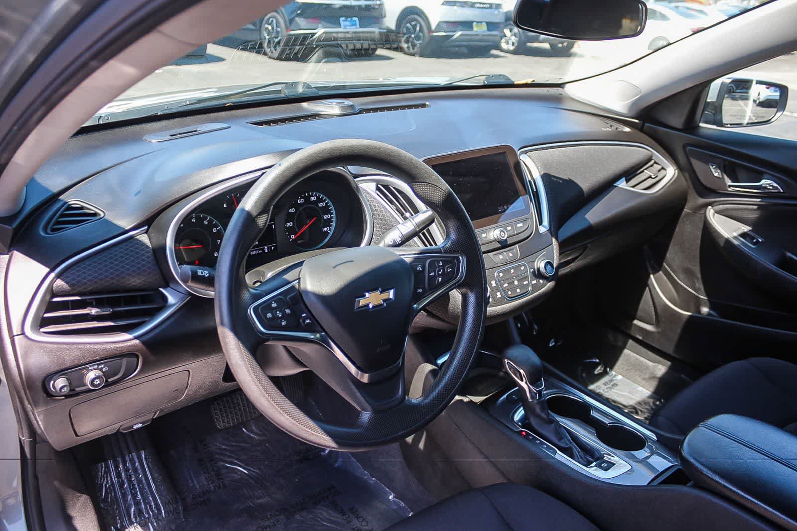 Used 2024 Chevrolet Malibu LT FWD image 22