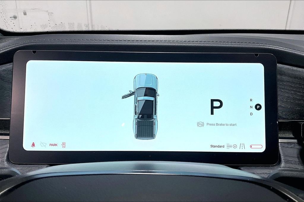 Used 2023 Rivian R1T Adventure image 25