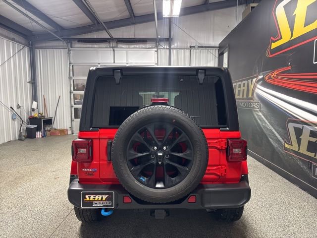 Used 2022 Jeep Wrangler Unlimited Sahara 4xe image 20