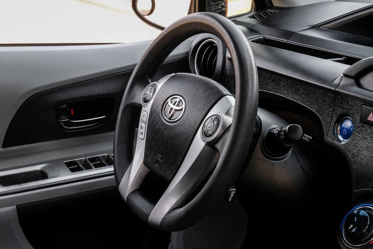 Used 2012 Toyota Prius C Four FWD image 20