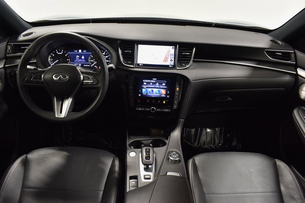 Certified 2025 INFINITI QX55 Essential image 14