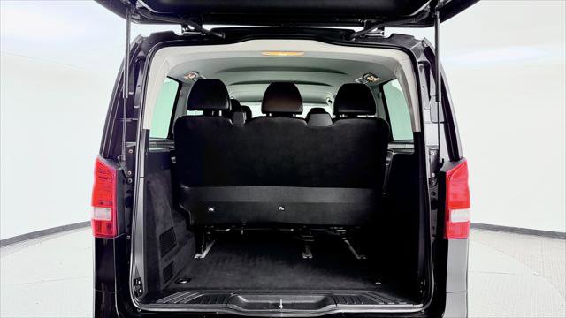 Used 2016 Mercedes-Benz Metris Passenger image 17