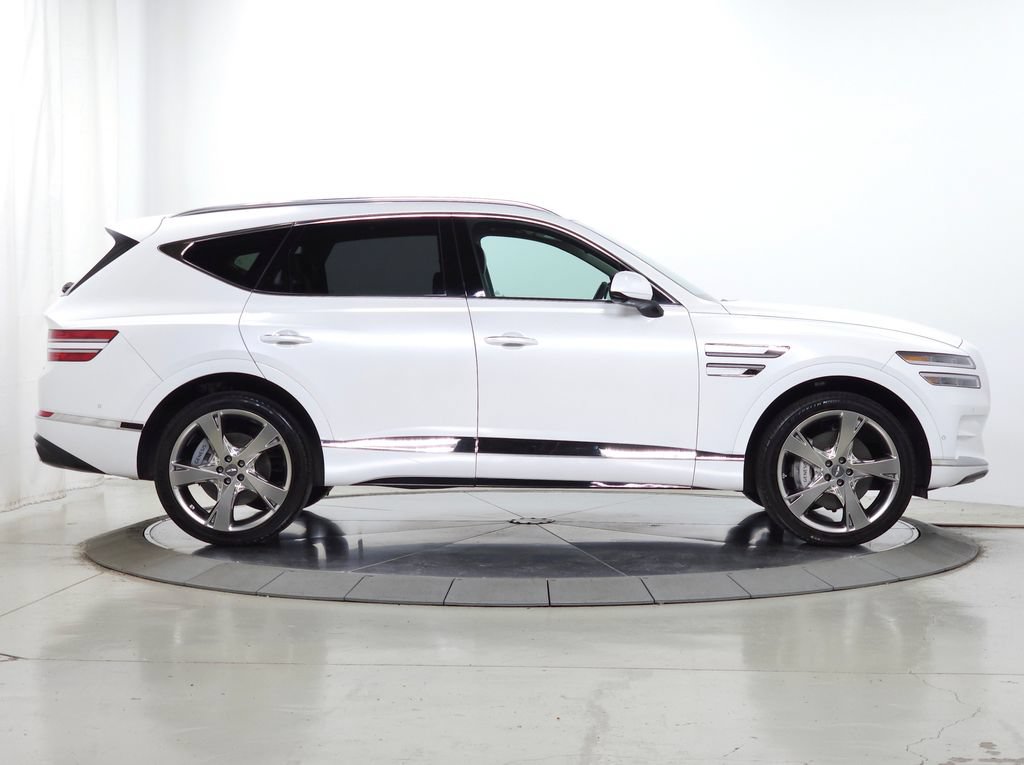 Used 2024 Genesis GV80 2.5T w/ Prestige Package AWD/4WD image 13