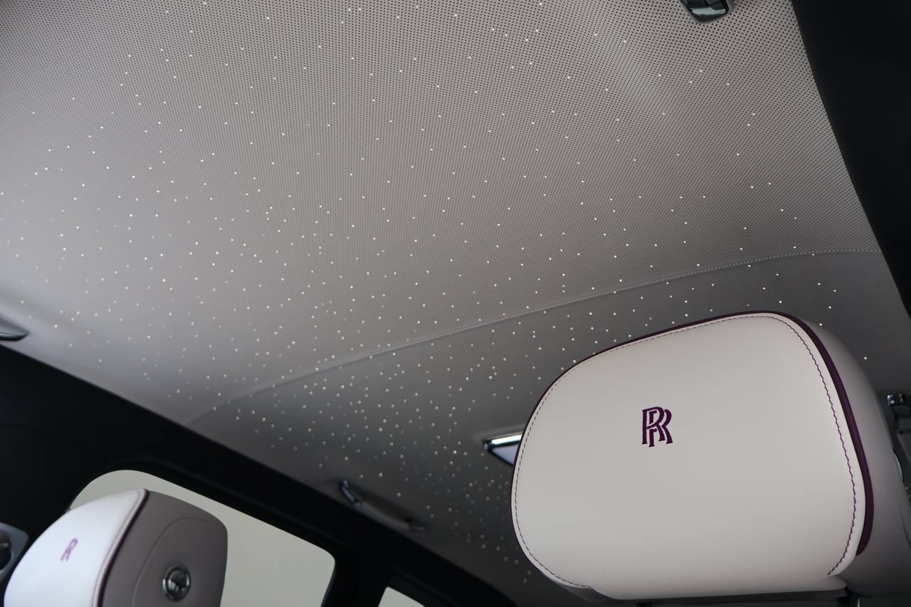 Certified 2024 Rolls-Royce Cullinan AWD/4WD image 25