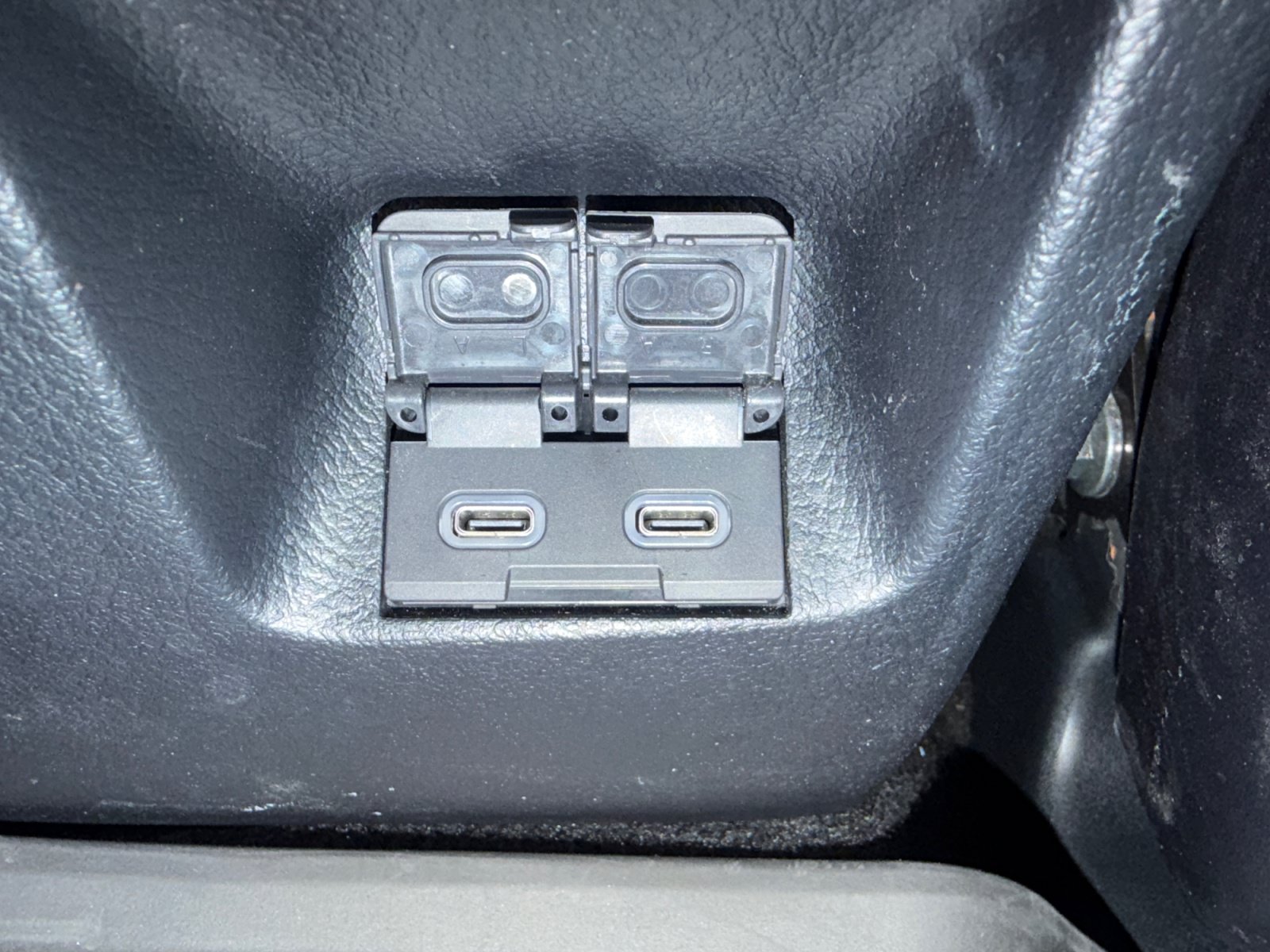Used 2024 Toyota 4Runner Limited RWD image 35