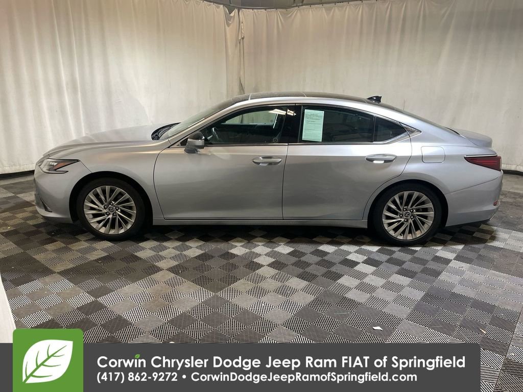 Used 2022 Lexus ES 350 Ultra Luxury image 5