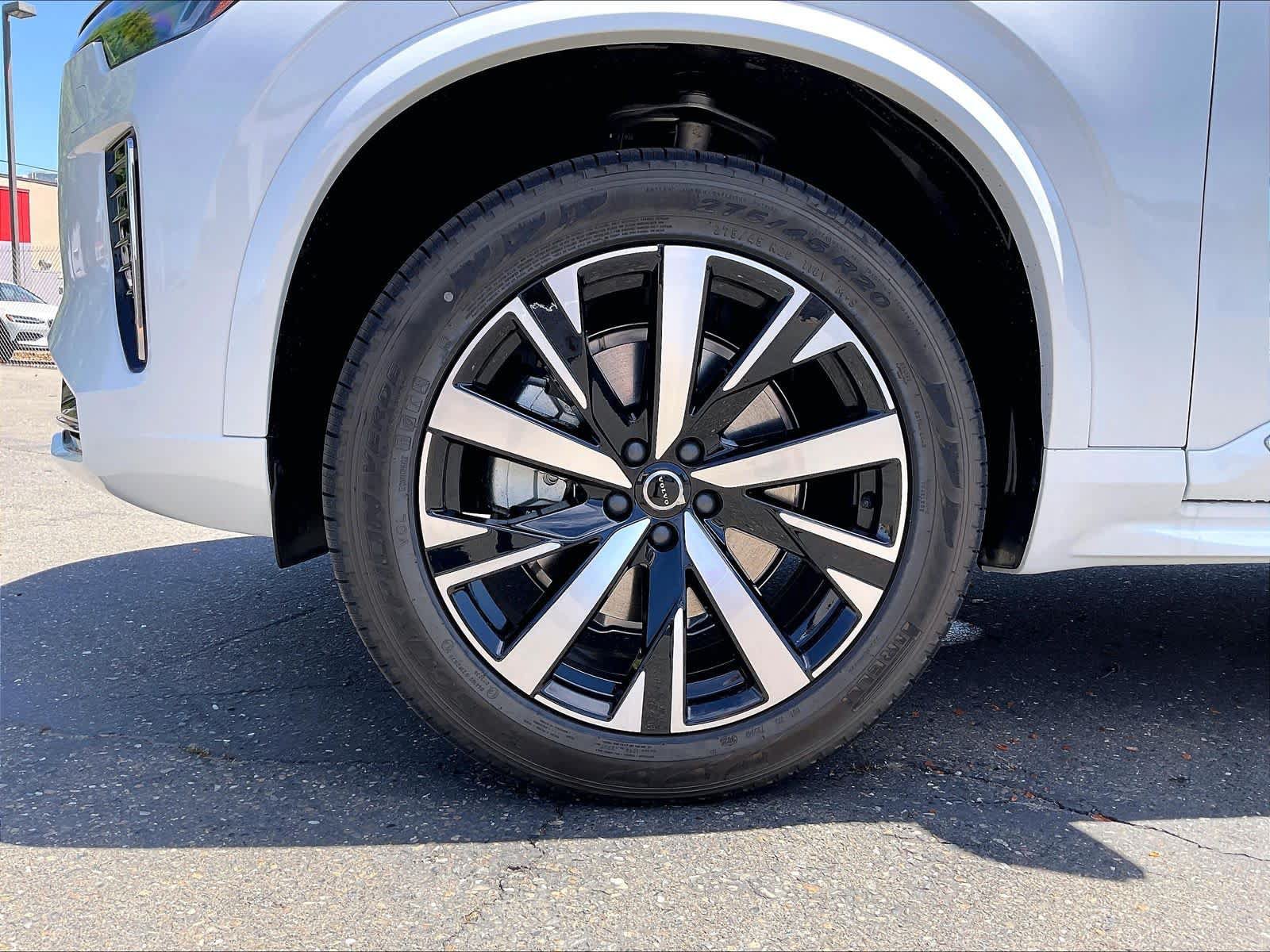 New 2026 Volvo XC90 B6 Core AWD/4WD image 14