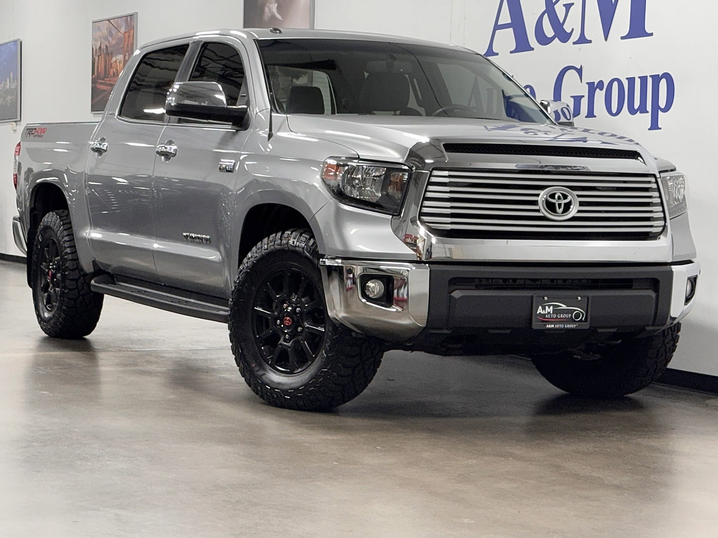 Used 2016 Toyota Tundra Limited image 1