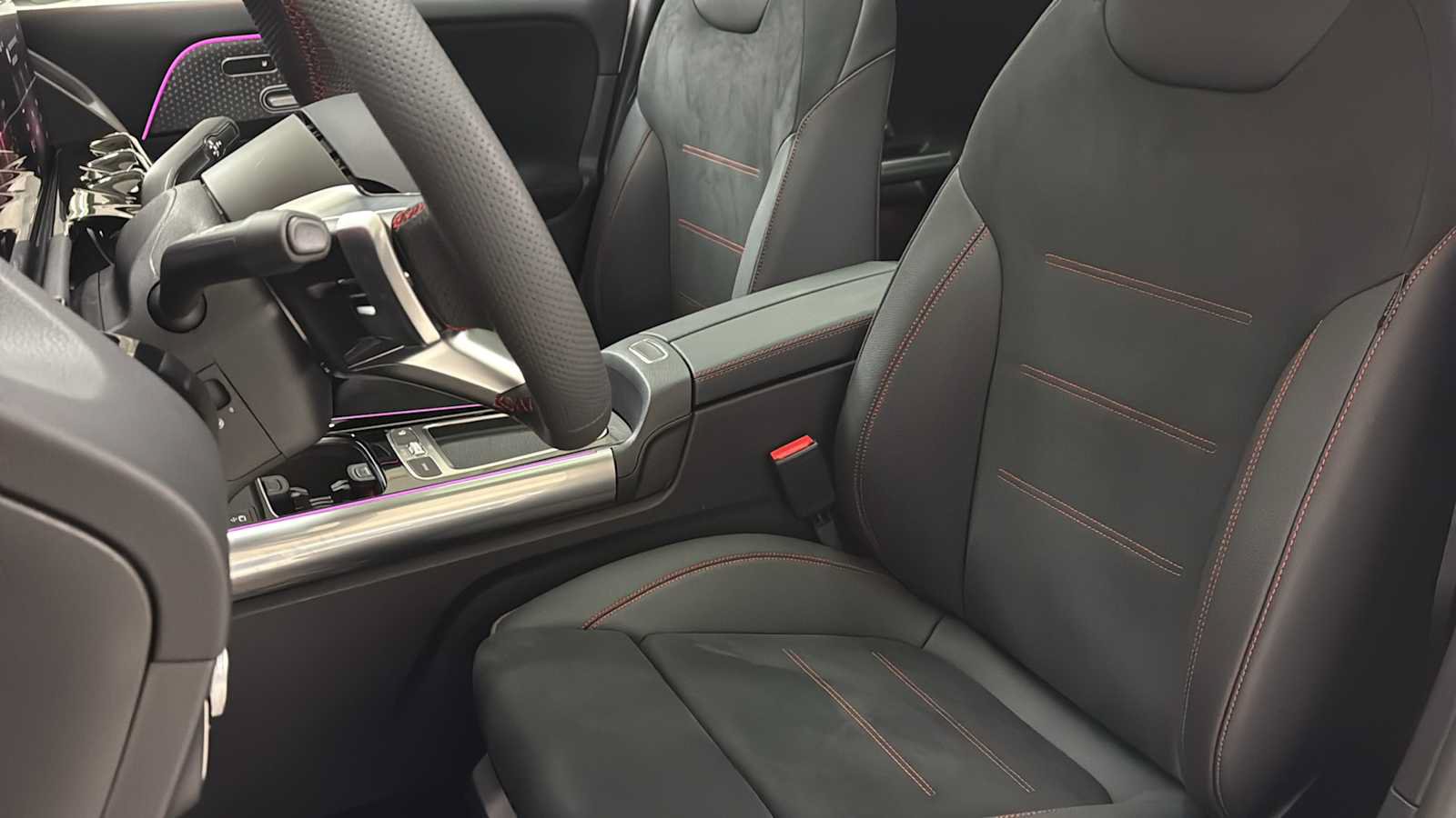 New 2026 Mercedes-Benz GLA 250 4MATIC image 26