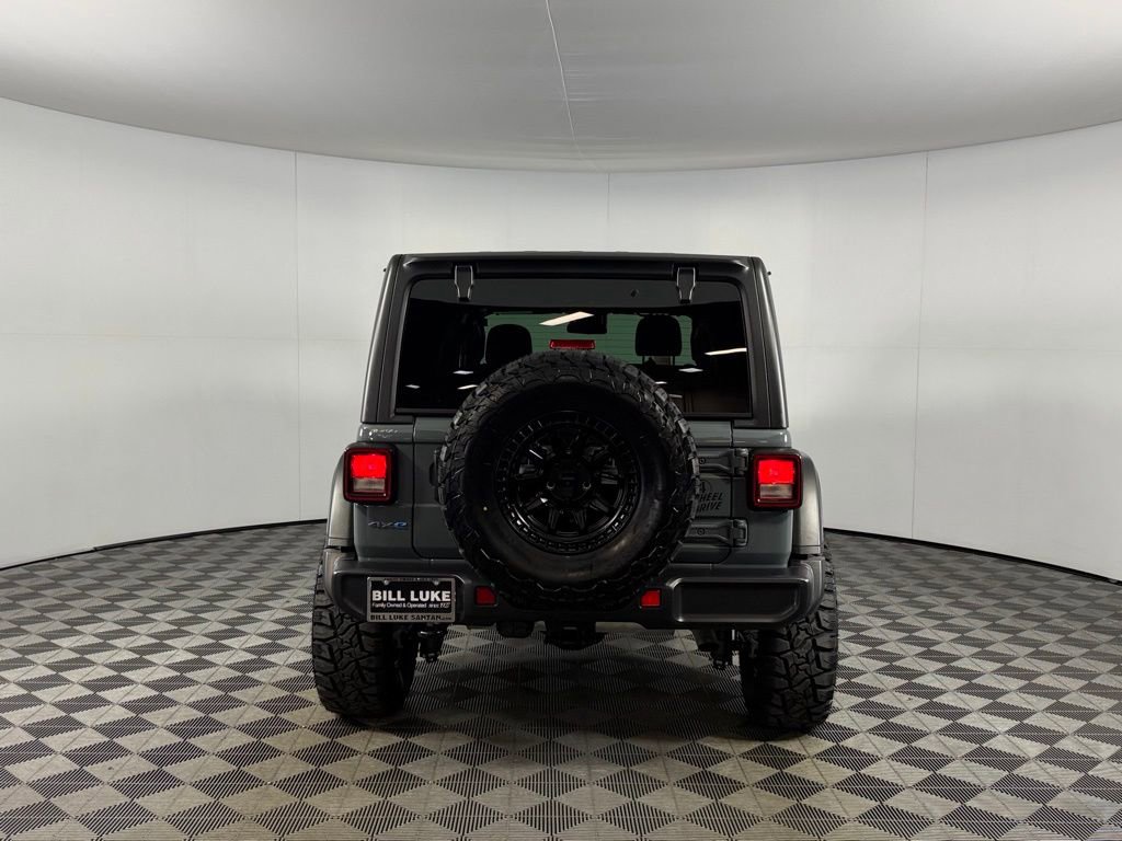 Used 2025 Jeep Wrangler Willys 4xe image 7
