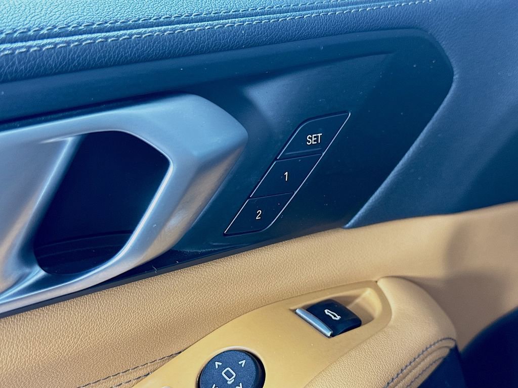 Used 2023 BMW X5 xDrive40i w/ M Sport Package image 19