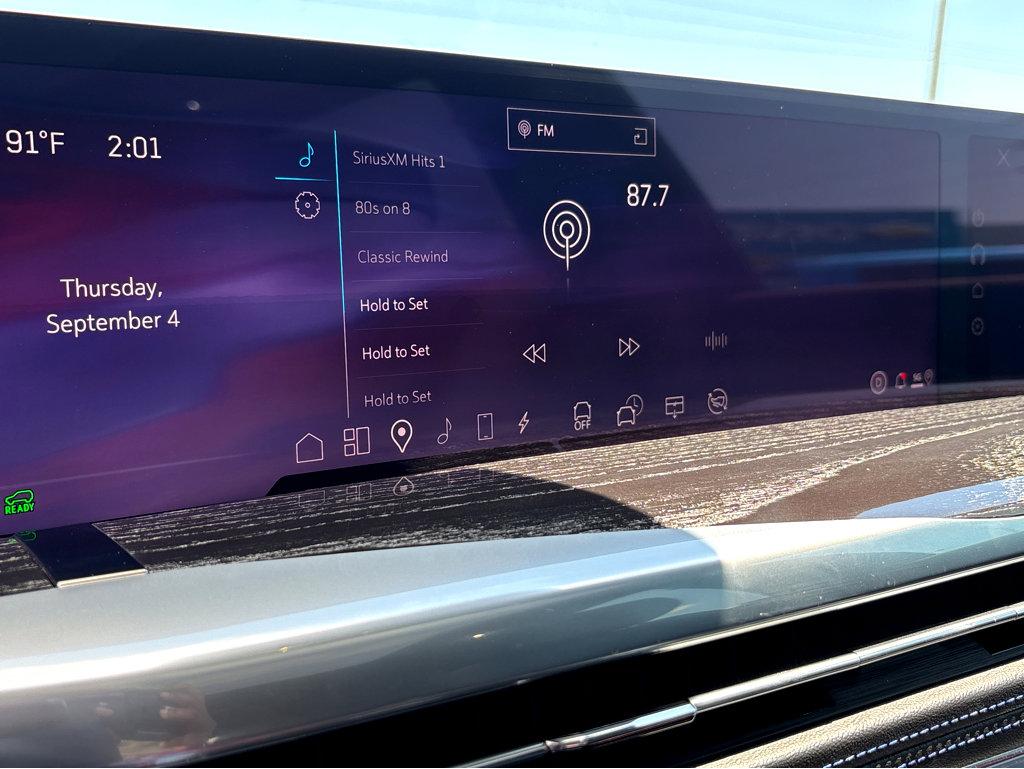 New 2025 Cadillac Escalade IQ Sport 1 w/ LPO, ONYX Package image 8