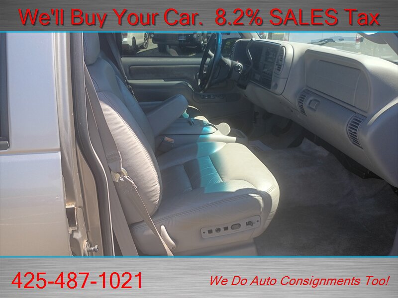 Used 1999 GMC Suburban 2500 AWD/4WD image 21
